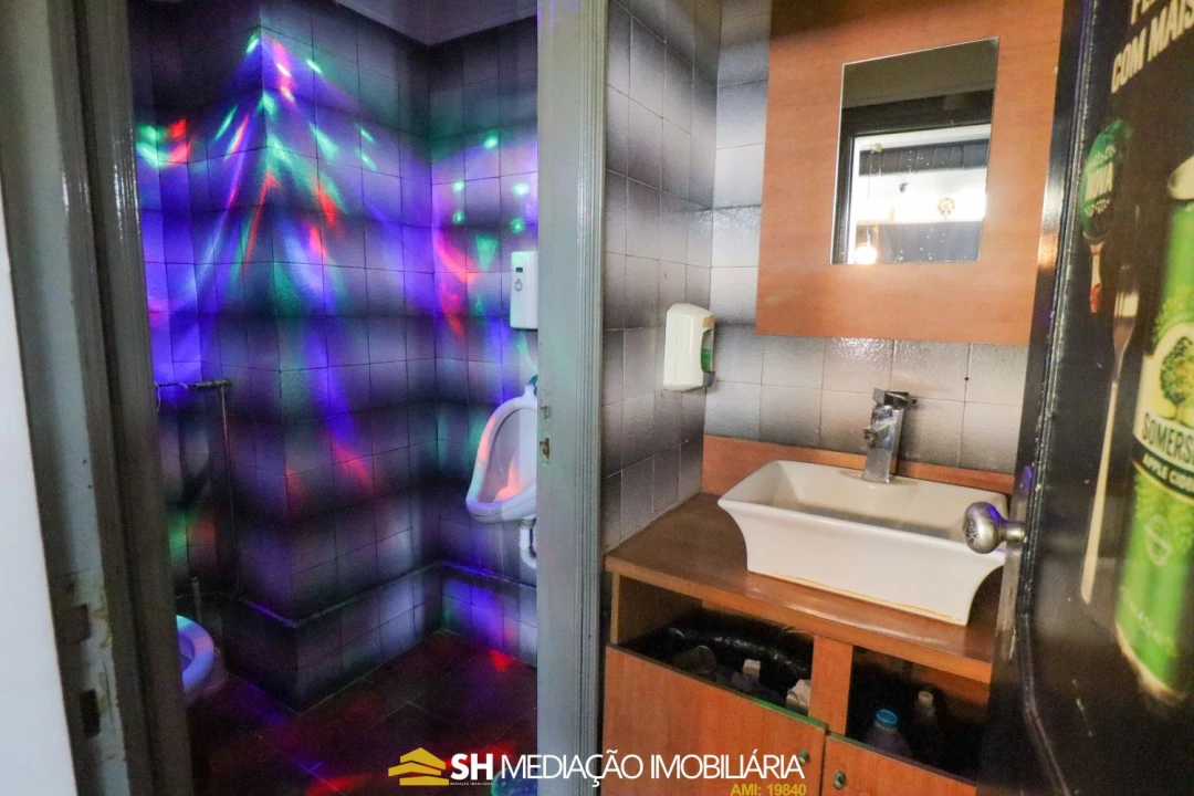 Loja para Trespasse em Castêlo da Maia Foto 3