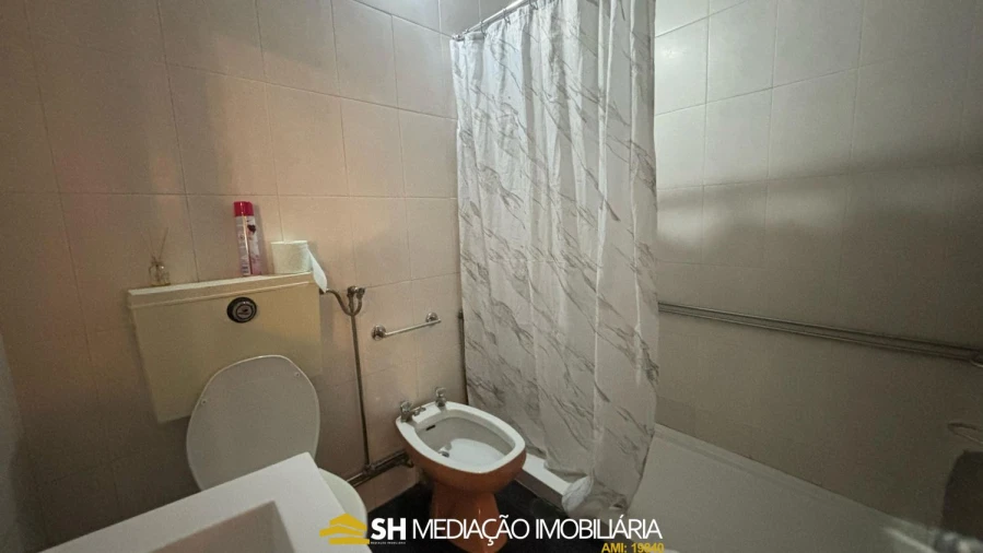 Moradia T2 para Venda em Coronado (São Romão e São Mamede) Foto 13