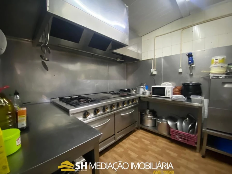 Loja para Trespasse em Custóias, Leça do Balio e Guifões Foto 11