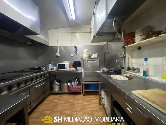 Loja para Trespasse em Custóias, Leça do Balio e Guifões Foto 12