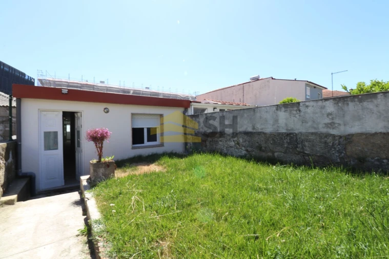 Moradia T5 para Venda em Ramalde Foto 3