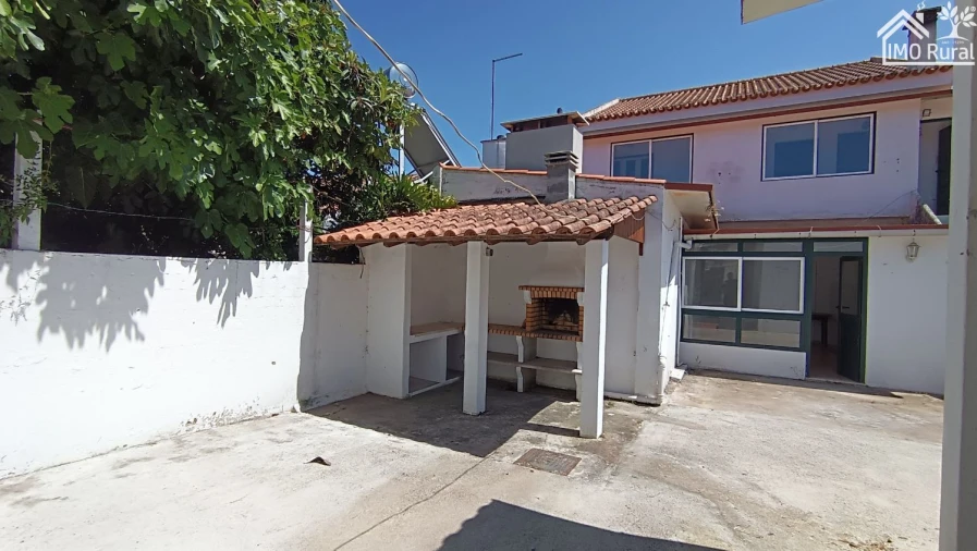 Moradia T3 para Venda em Golegã Foto 18