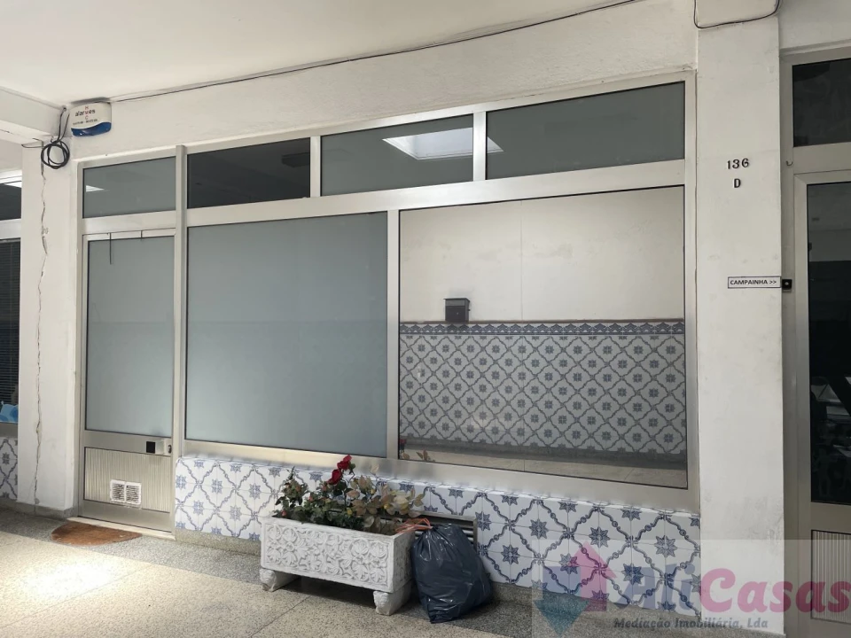 Loja para Venda em Esmoriz Foto 1