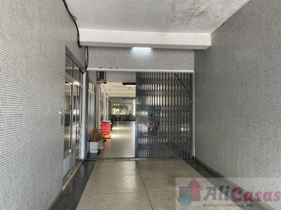 Loja para Venda em Esmoriz Foto 4