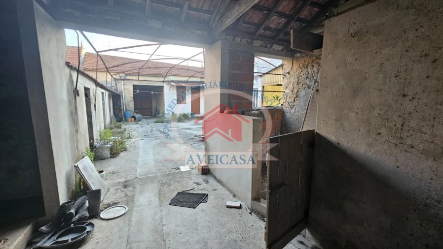 Moradia T3 para Venda em Aradas Foto 2