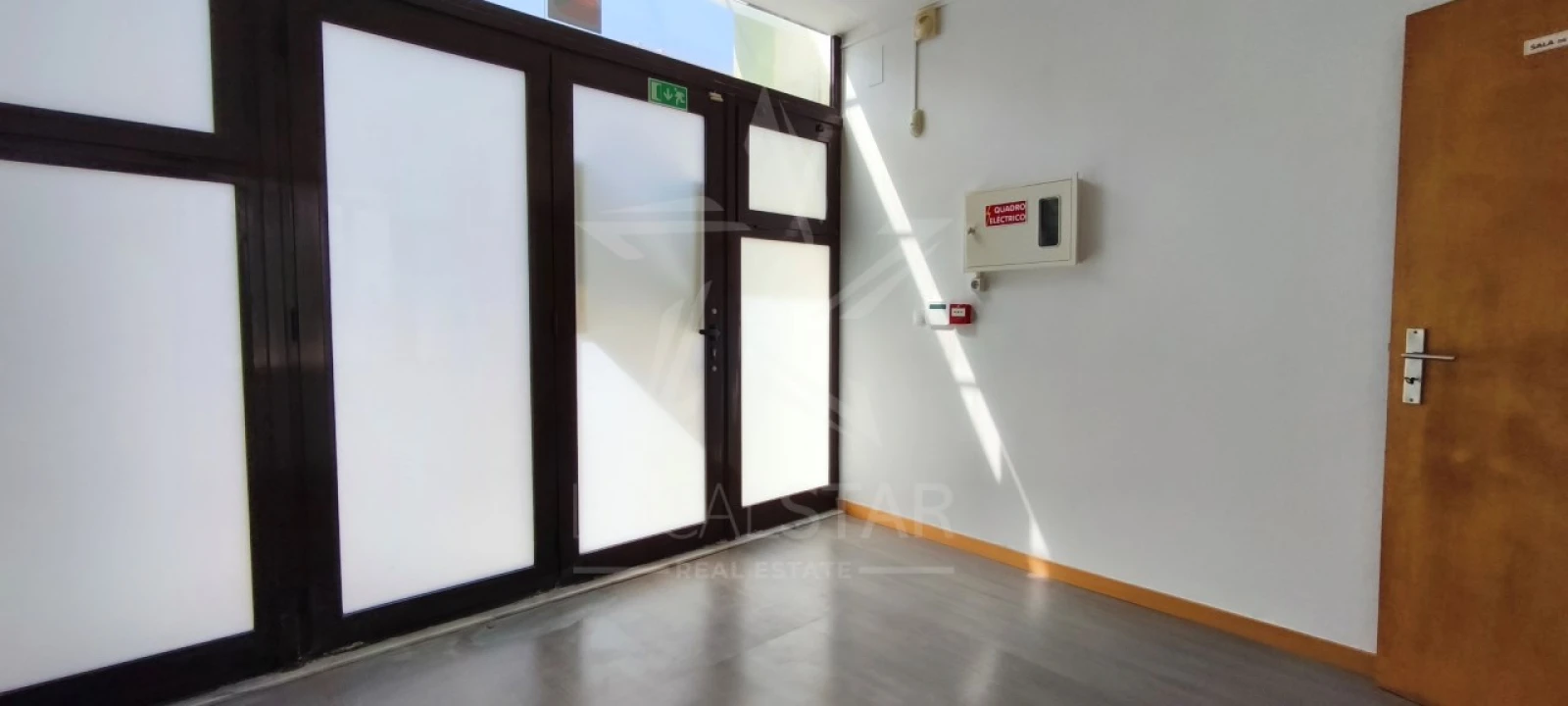 Loja para Venda em Peniche Foto 11