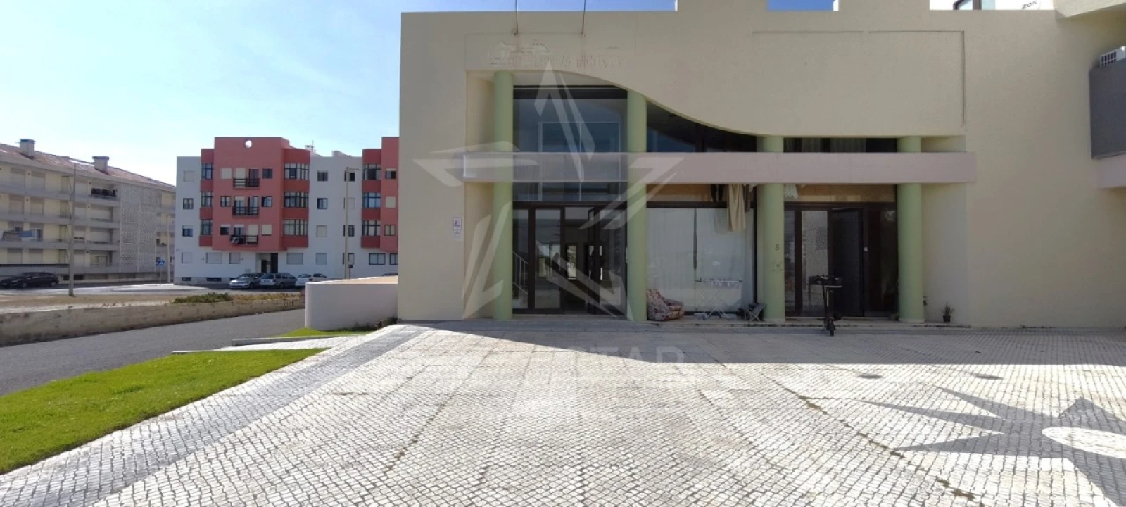 Loja para Venda em Peniche Foto 1