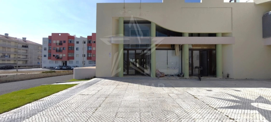 Loja para Venda em Peniche Foto 1