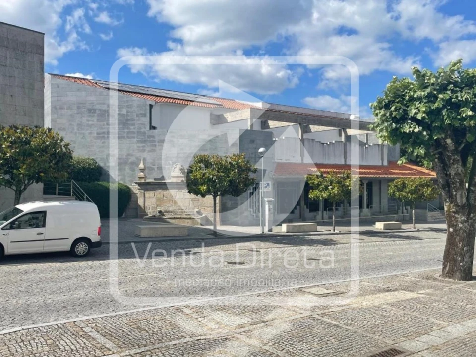 Prédio para Venda em Aguiar da Beira e Coruche Foto 1