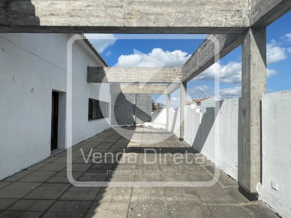 Prédio para Venda em Aguiar da Beira e Coruche Foto 12