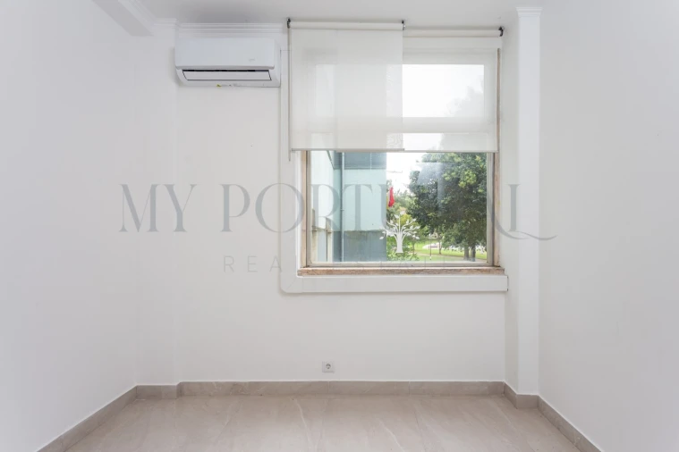 Escritório para Arrendamento em Massamá e Monte Abraão Foto 6