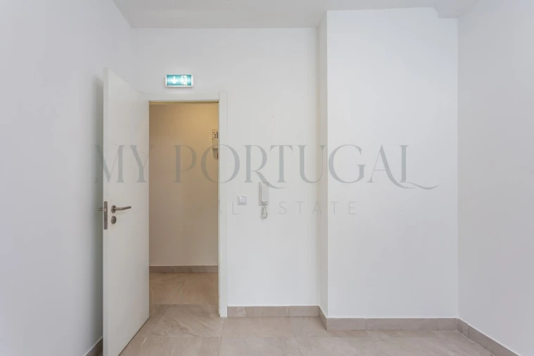 Escritório para Arrendamento em Massamá e Monte Abraão Foto 10