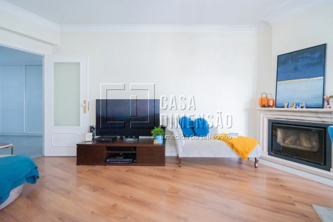 Apartamento T2 para Venda em Massamá e Monte Abraão Foto 9