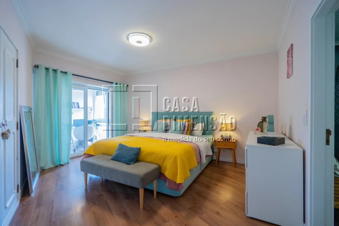 Apartamento T2 para Venda em Massamá e Monte Abraão Foto 38