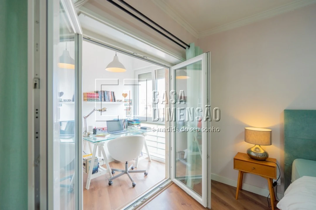 Apartamento T2 para Venda em Massamá e Monte Abraão Foto 56