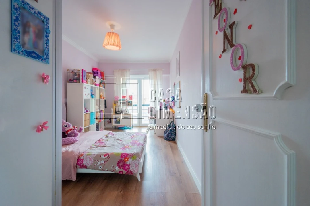 Apartamento T2 para Venda em Massamá e Monte Abraão Foto 58