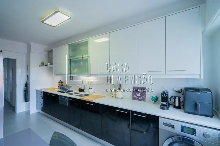 Apartamento T2 para Venda em Massamá e Monte Abraão Foto 31