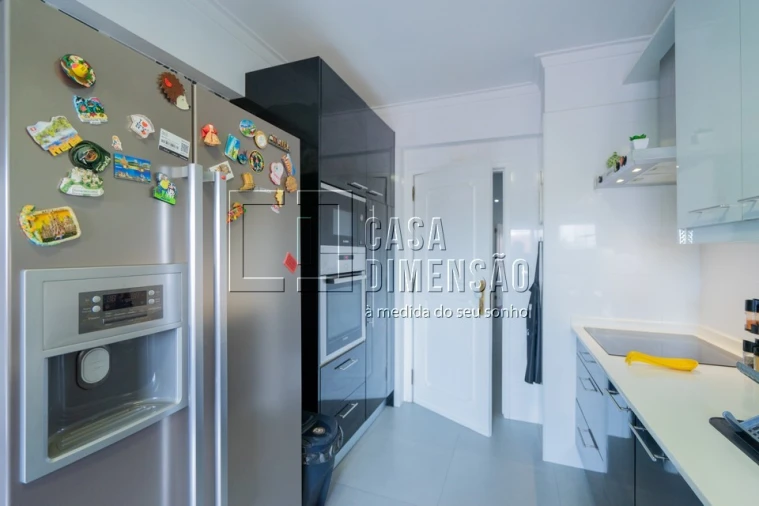 Apartamento T2 para Venda em Massamá e Monte Abraão Foto 34