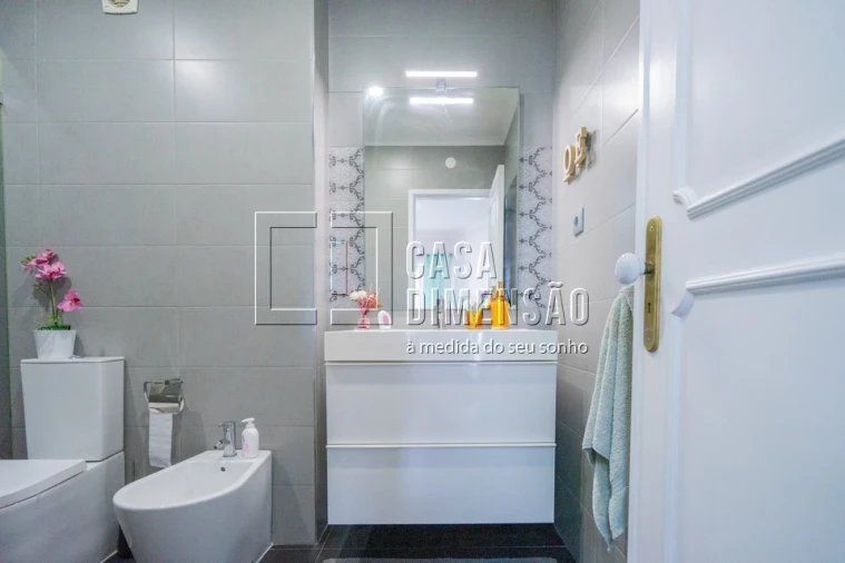 Apartamento T2 para Venda em Massamá e Monte Abraão Foto 53