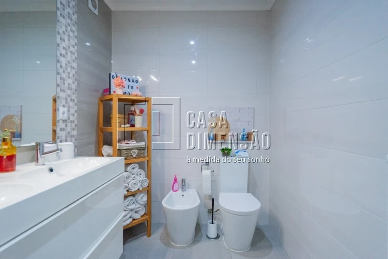 Apartamento T2 para Venda em Massamá e Monte Abraão Foto 67