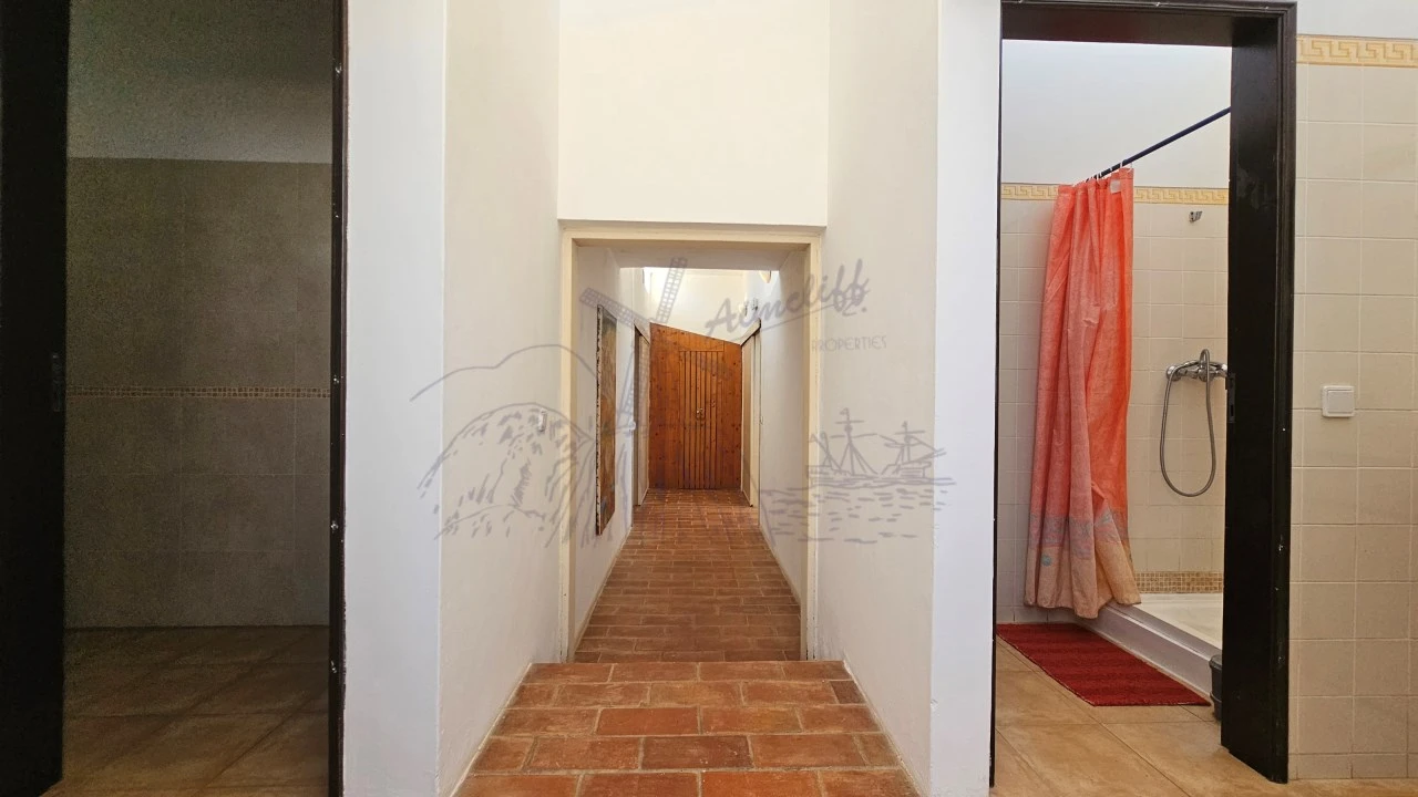 Quinta T25 para Venda em Santa Catarina da Fonte do Bispo Foto 23