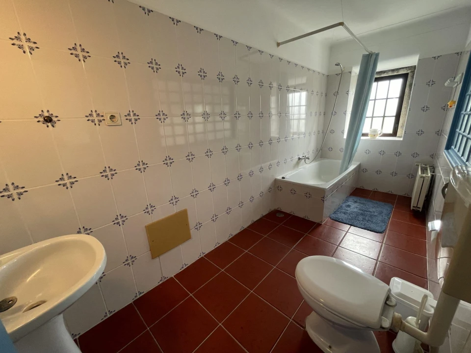 Moradia T16 para Venda em Espariz e Sinde Foto 44