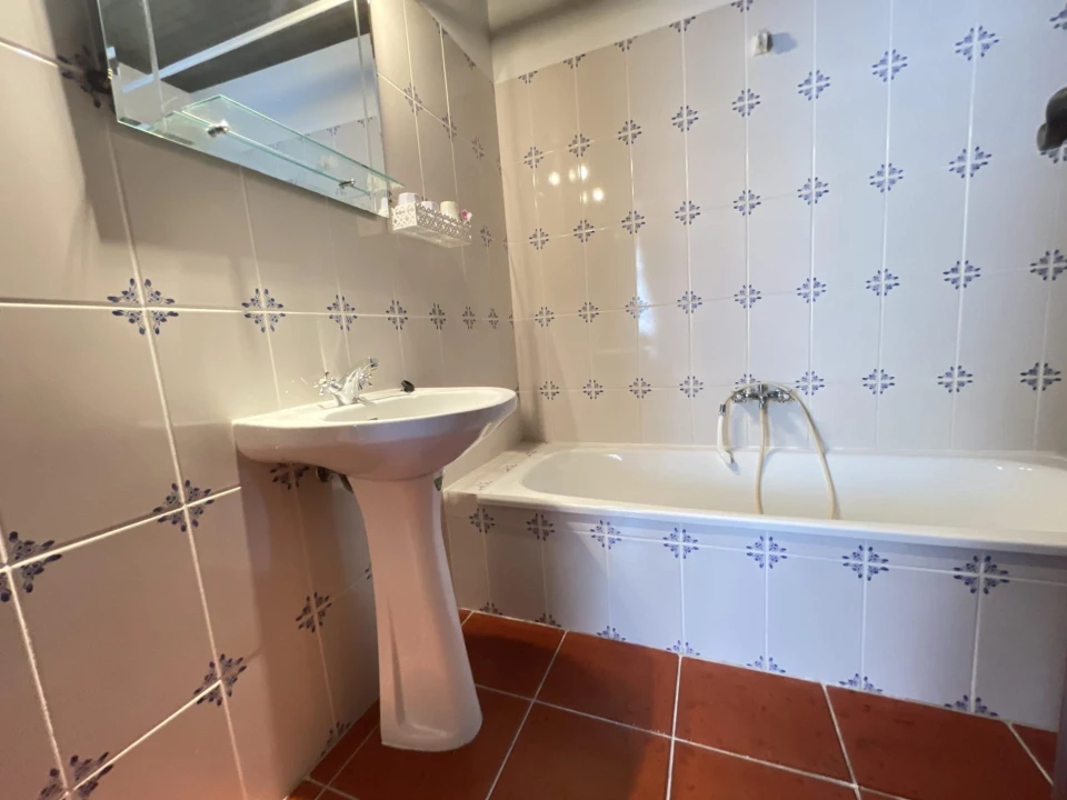 Moradia T16 para Venda em Espariz e Sinde Foto 47