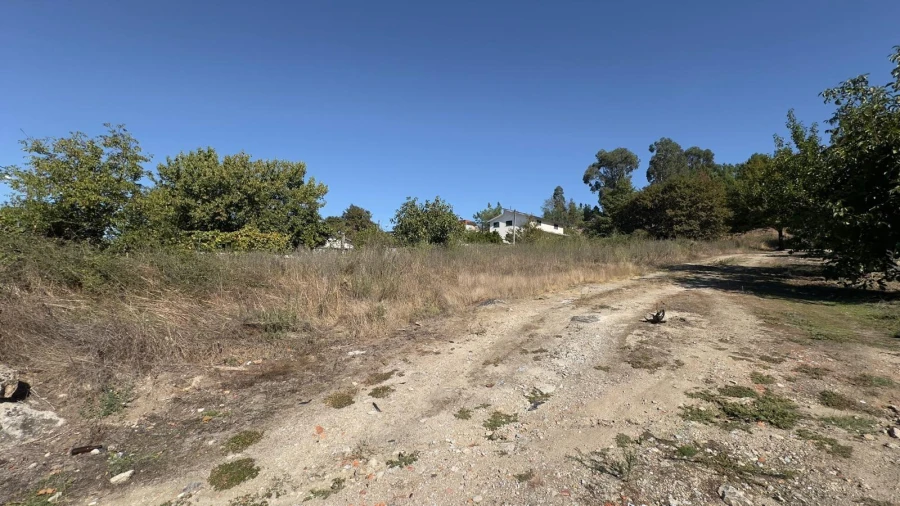 Terreno para Venda em Abraveses Foto 8