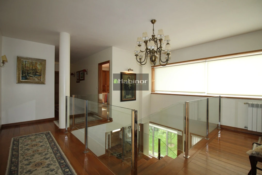 Moradia T5 para Venda em Santa Maria Maior e Monserrate e Meadela Foto 14