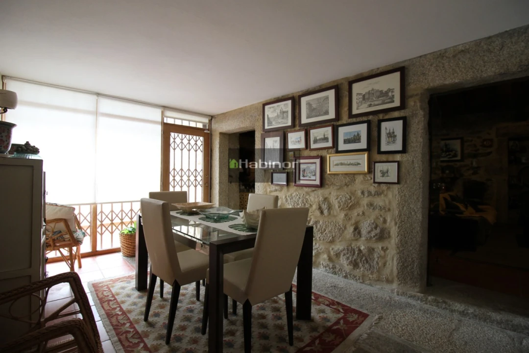 Moradia T5 para Venda em Santa Maria Maior e Monserrate e Meadela Foto 24