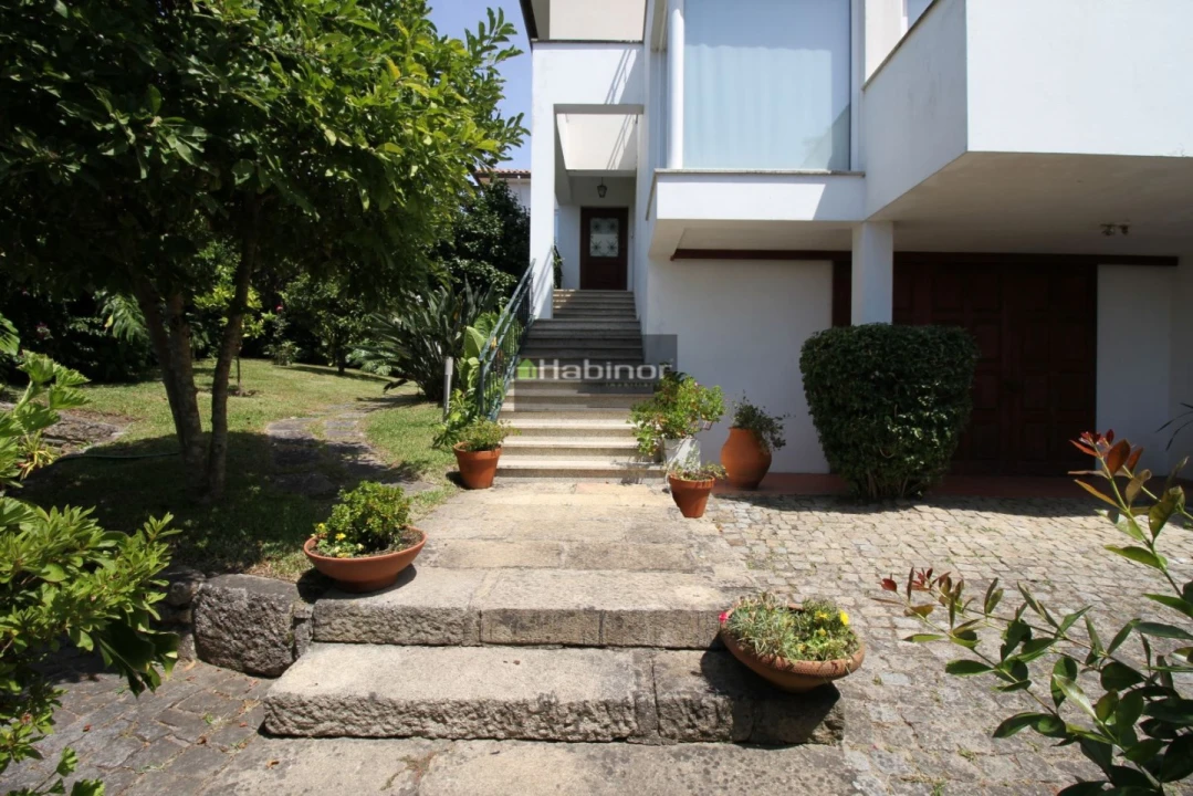 Moradia T5 para Venda em Santa Maria Maior e Monserrate e Meadela Foto 31