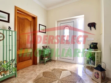 Moradia T4 para Venda em Silveira