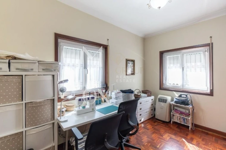 Moradia T4 para Venda em Nogueira e Silva Escura Foto 18