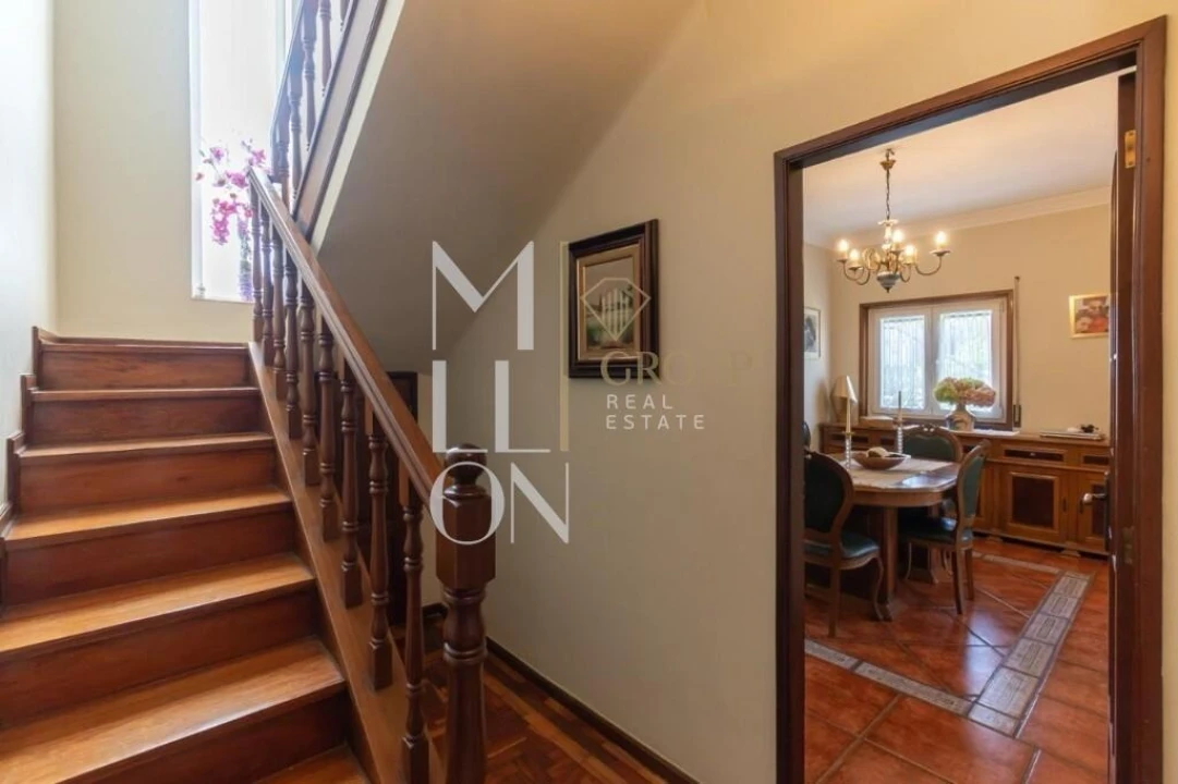 Moradia T4 para Venda em Nogueira e Silva Escura Foto 6