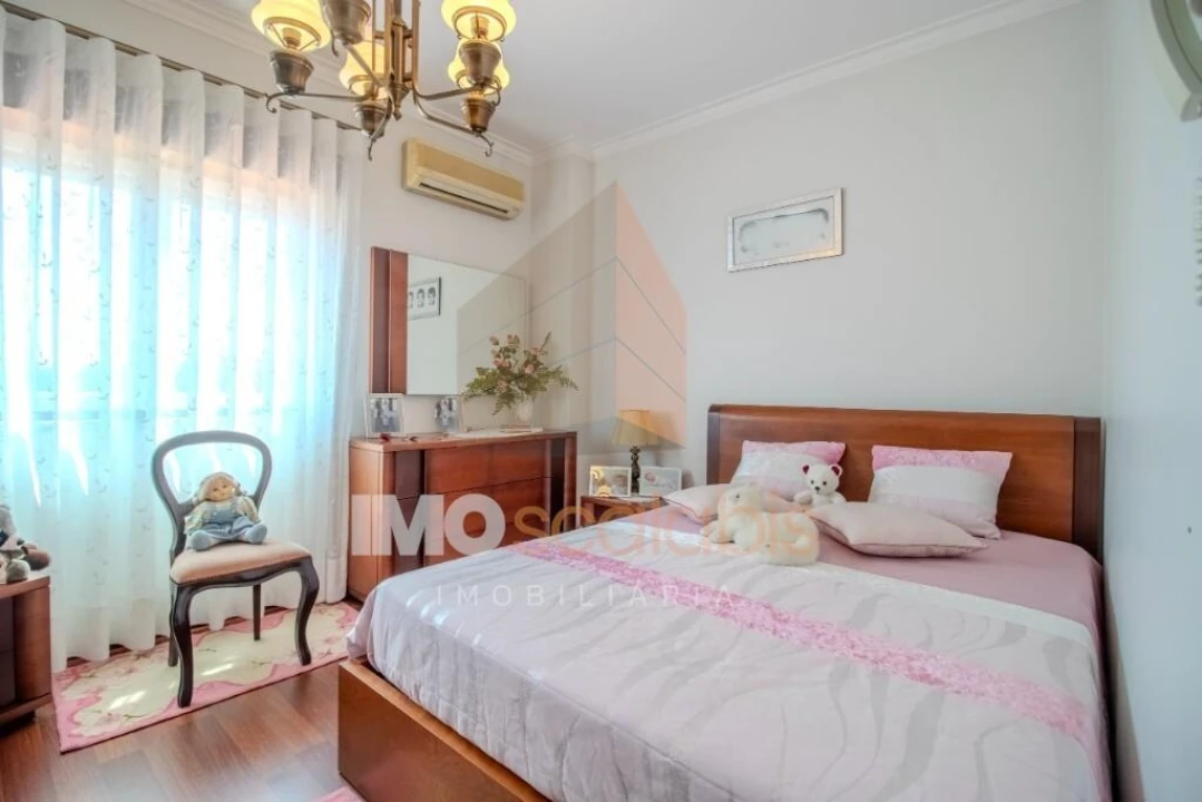 Moradia T5 para Venda em Romeira e Várzea Foto 36