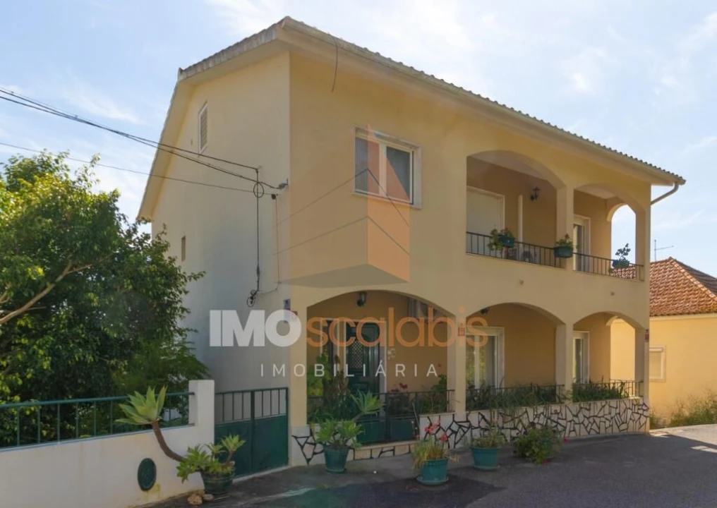 Moradia T5 para Venda em Romeira e Várzea Foto 1