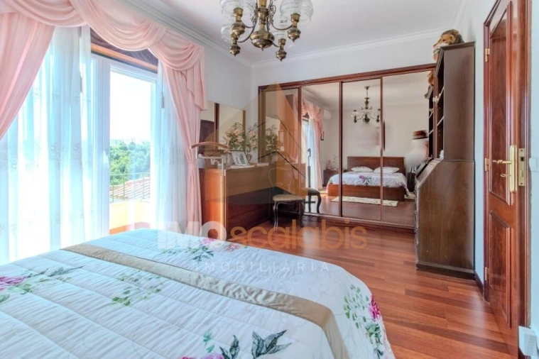 Moradia T5 para Venda em Romeira e Várzea Foto 41