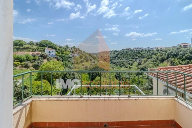 Moradia T5 para Venda em Romeira e Várzea Foto 42