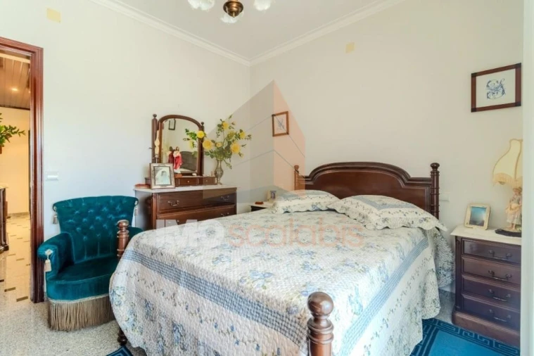 Moradia T5 para Venda em Romeira e Várzea Foto 7