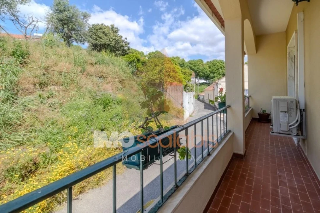 Moradia T5 para Venda em Romeira e Várzea Foto 51