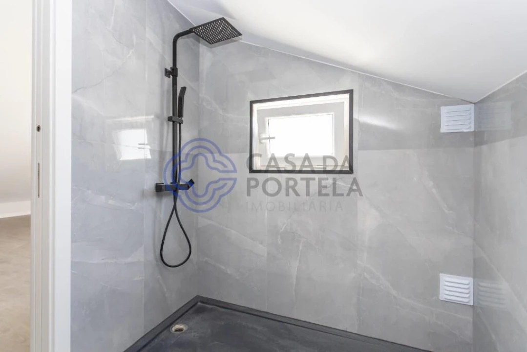 Moradia T4 para Venda em Alcochete Foto 32