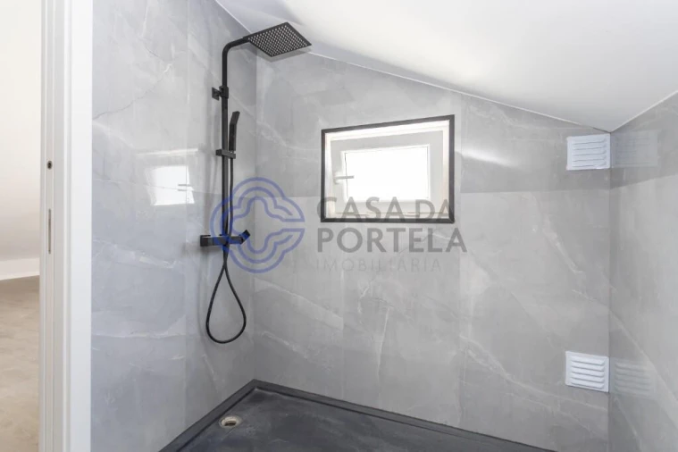 Moradia T4 para Venda em Alcochete Foto 32