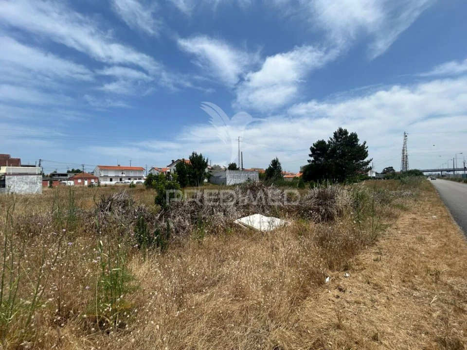 Terreno para Venda em Gafanha da Nazaré Foto 1