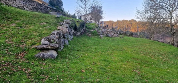 Terreno para Venda em Vieira do Minho