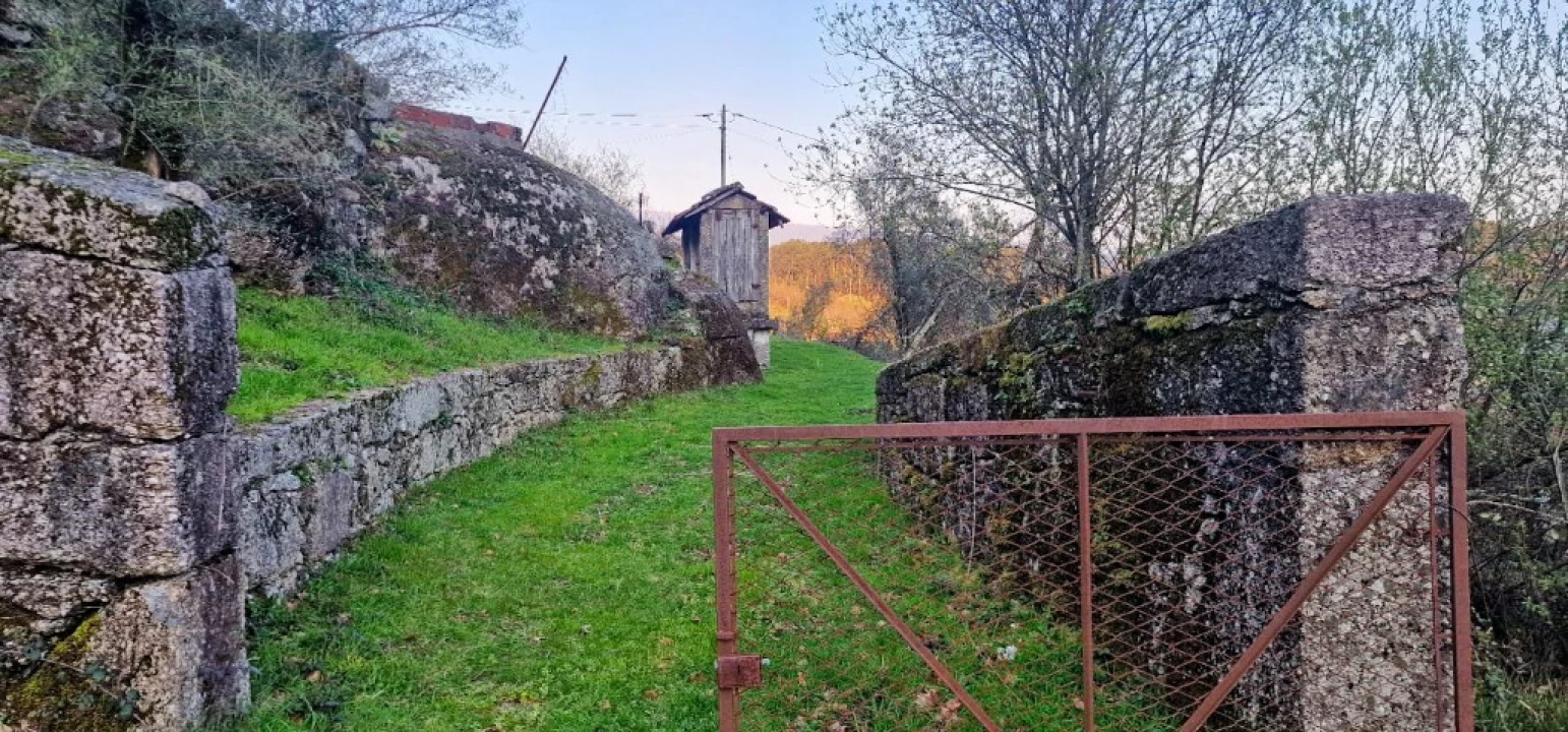 Terreno para Venda em Vieira do Minho Foto 12