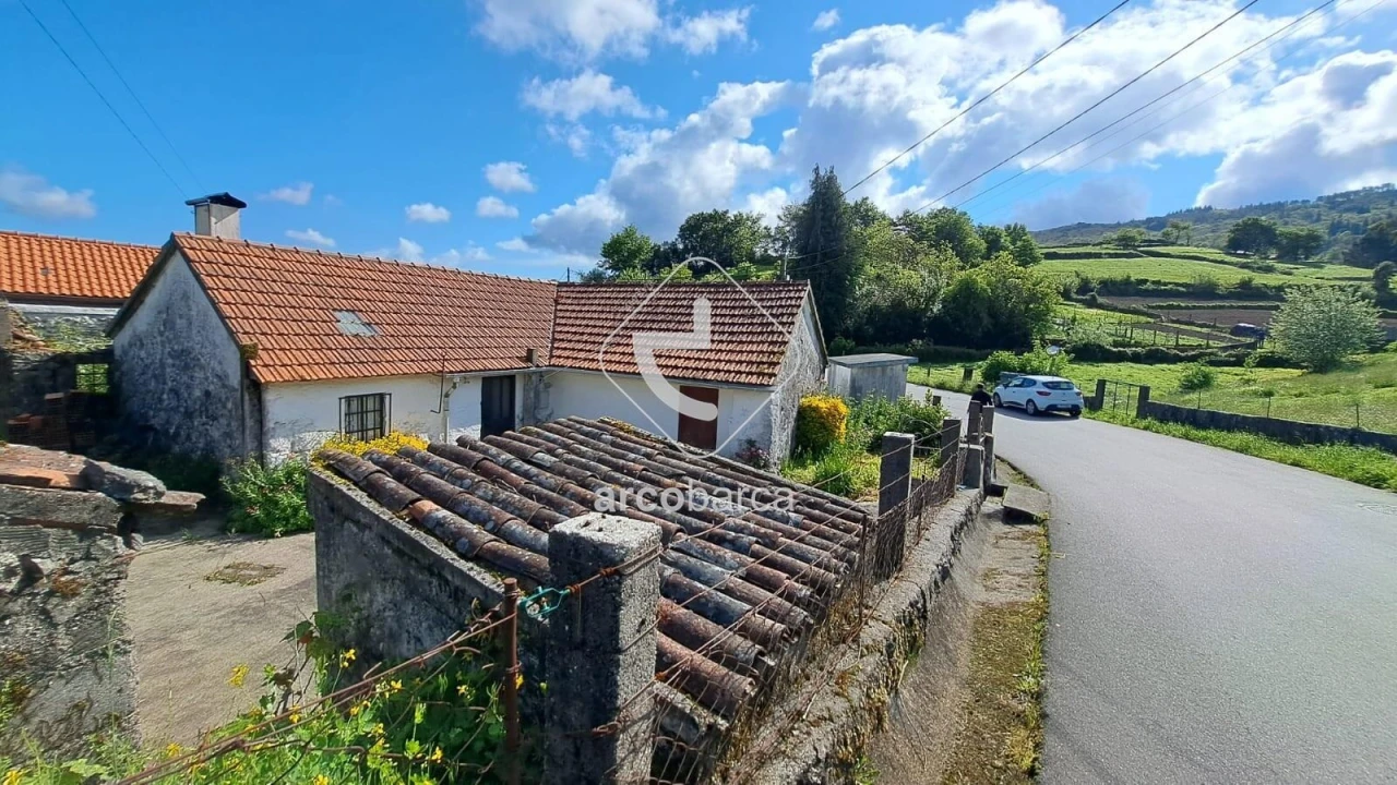 Moradia T1 para Venda em Bico e Cristelo Foto 14