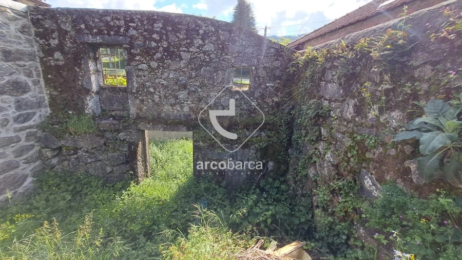 Moradia T1 para Venda em Bico e Cristelo Foto 12