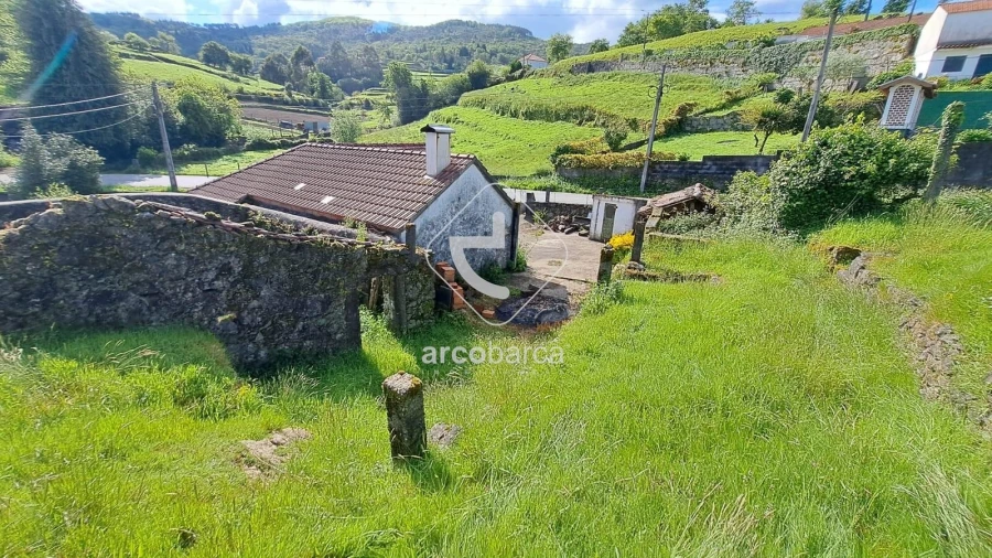 Moradia T1 para Venda em Bico e Cristelo Foto 19