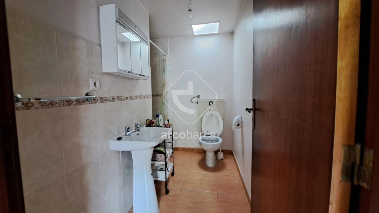 Moradia T1 para Venda em Bico e Cristelo Foto 6