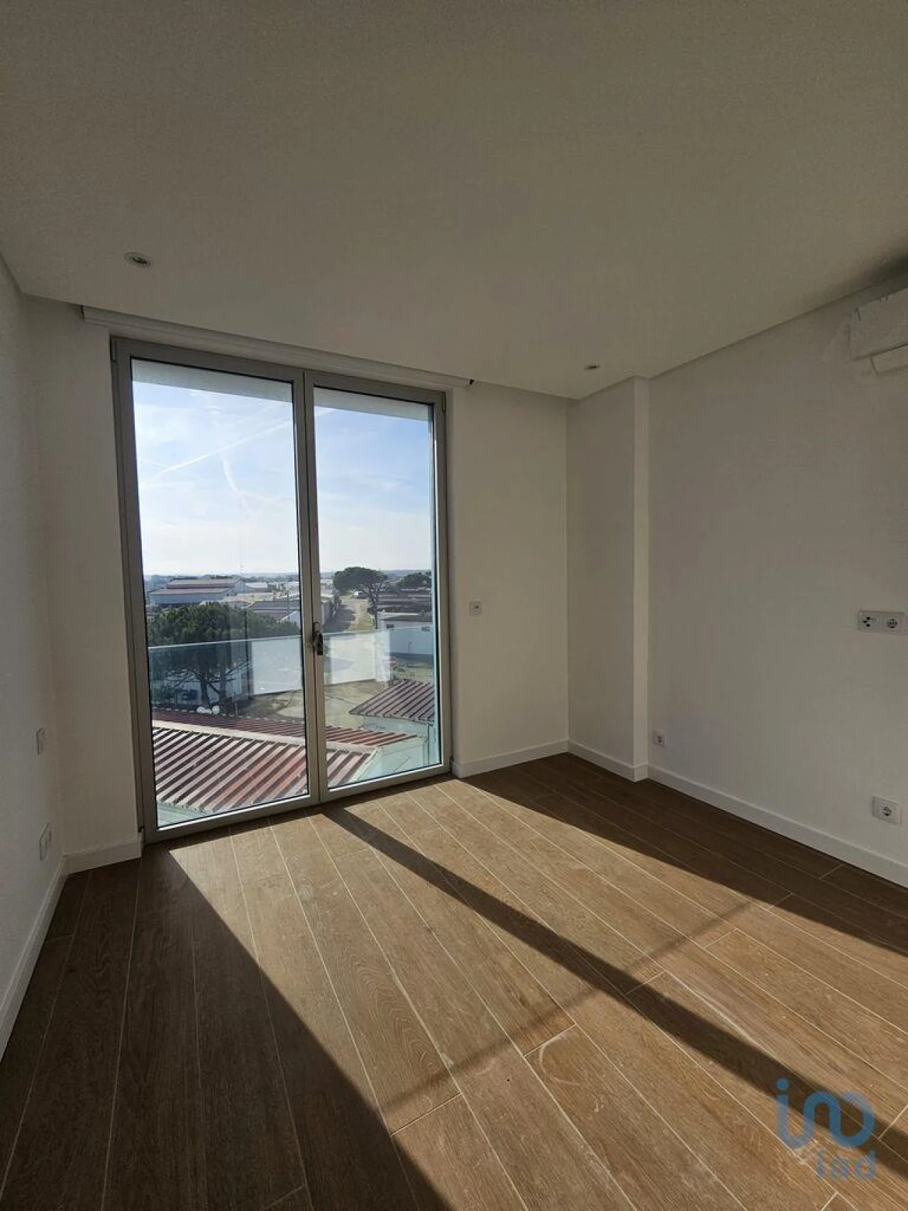 Apartamento T3 para Venda em São Martinho do Porto Foto 12